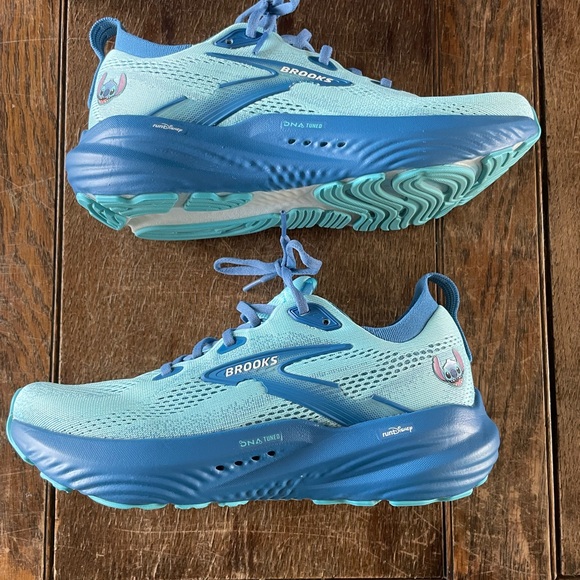 Brooks Women’s Glycerin Running Shoes - Disney’s Stitch - Picture 8 of 12